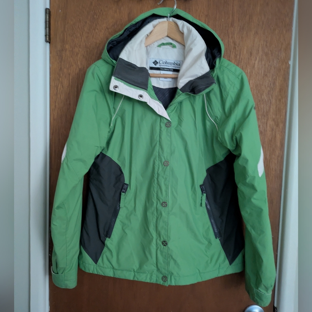 Columbia Hooded Jacket/Coat.  Waterproof, Full Zip. Size Medium.